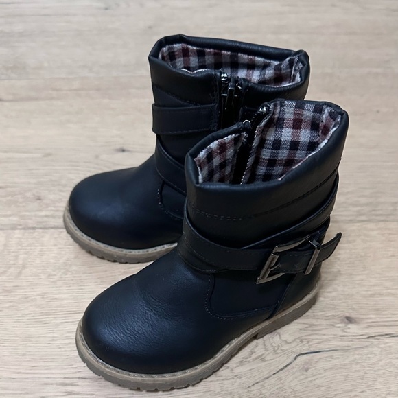 None Other - Kids Boots with buckle